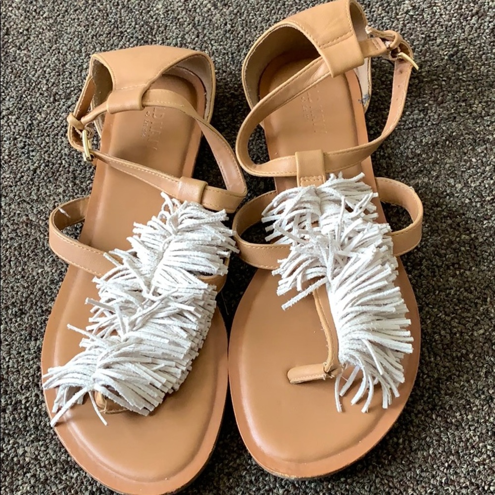 Sandals - Picture 2 of 4